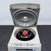 Eppendorf 5418 Centrifuge image 3